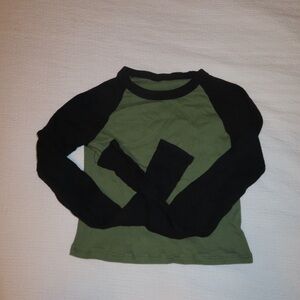 Brandy Melville long sleeve top